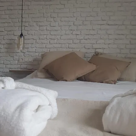 Dos Alas Rojas, Casa Con Jacuzzi Dos Personas